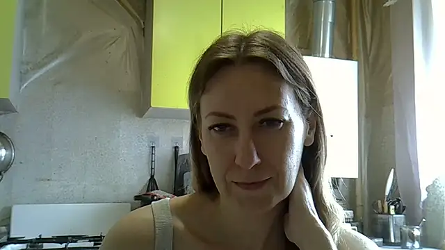 Snapshot of AshleyXHoney chatting on June 1, 2026, 6:59 am AshleyXHoney online show from June 1, 2026, 6:59 am