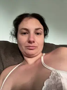 Snapshot of MilfyMrsRobinson chatting on February 3, 2025, 3:27 pm MilfyMrsRobinson online show from February 3, 2025, 3:27 pm