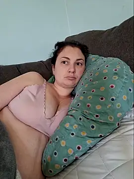 Snapshot of MilfyMrsRobinson chatting on February 4, 2025, 3:26 pm MilfyMrsRobinson online show from February 4, 2025, 3:26 pm