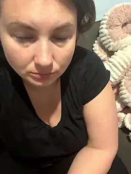 MilfyMrsRobinson online show from January 14, 2026, 10:32 am