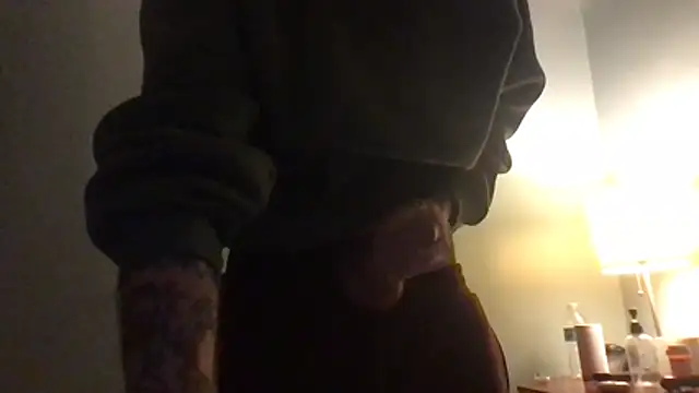 Snapshot of Cheese376 chatting on May 12, 2026, 8:55 am Cheese376 online show from May 12, 2026, 8:55 am
