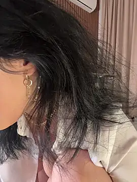 Snapshot of KimArts chatting on February 27, 2026, 7:36 pm KimArts online show from February 27, 2026, 7:36 pm