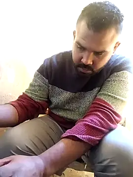 ListedLoin online show from January 7, 2025, 7:10 am