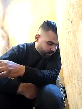 ListedLoin online show from January 23, 2025, 1:56 pm