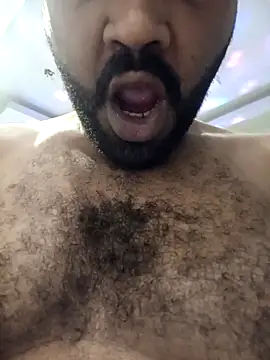 ListedLoin online show from March 5, 2025, 9:16 am