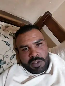 ListedLoin online show from May 11, 2026, 7:22 pm