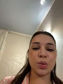 Snapshot of JessicaCartier chatting on May 28, 2026, 6:27 pm JessicaCartier online show from May 28, 2026, 6:27 pm