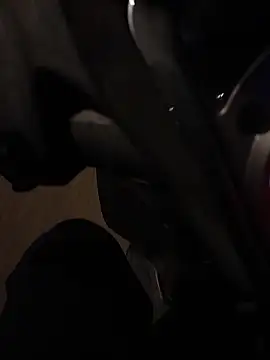 poldooooo online show from November 18, 2025, 2:50 am