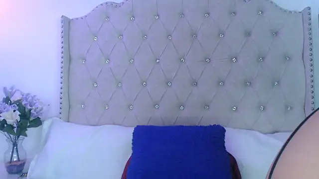 Snapshot of Abril_Squirt chatting on May 28, 2026, 10:07 pm Abril Squirt online show from May 28, 2026, 10:07 pm