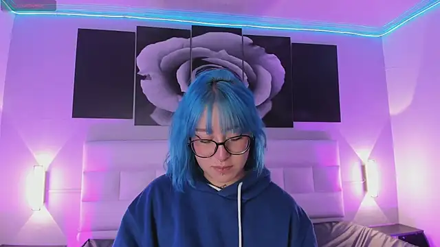 sofi bakerr online show from September 11, 2025, 11:32 am