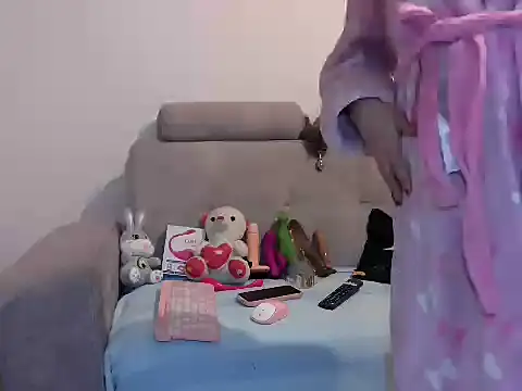 PenelopeHot 91 online show from April 12, 2026, 7:30 pm