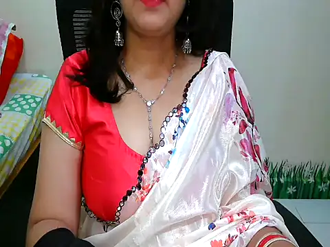 Inviting Aanya online show from October 18, 2025, 4:04 am