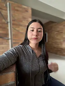 VAL PRINCESS online show from February 18, 2026, 4:47 pm