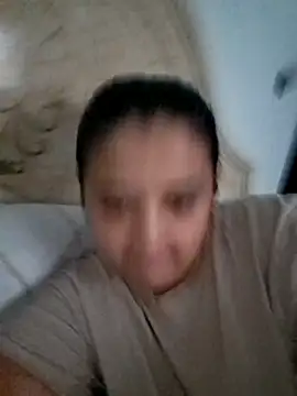 sarahhh1987 online show from December 3, 2025, 6:21 am