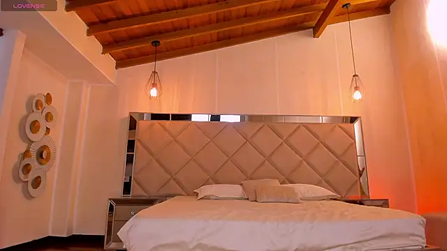 Snapshot of HannaConnor_ chatting on February 19, 2026, 10:17 pm HannaConnor online show from February 19, 2026, 10:17 pm