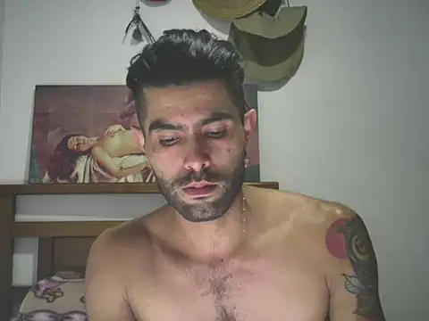 hideonbush051 online show from September 10, 2025, 10:10 pm