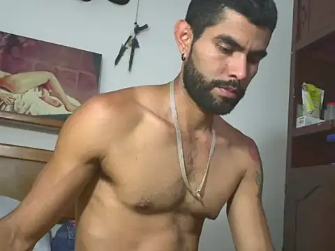 hideonbush051 online show from April 7, 2026, 2:06 pm