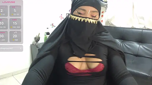 Snapshot of Aaliyah_brown chatting on January 22, 2025, 8:51 am Aaliyah brown online show from January 22, 2025, 8:51 am