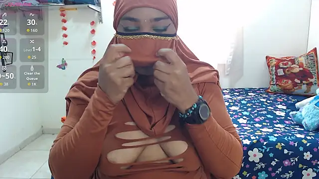 Snapshot of Aaliyah_brown chatting on October 21, 2025, 4:19 pm Aaliyah brown online show from October 21, 2025, 4:19 pm