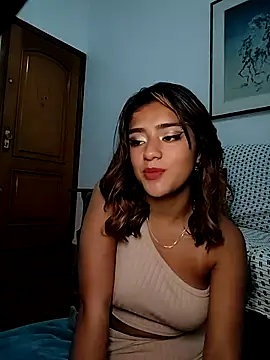 Snapshot of Rebecca_055 chatting on October 15, 2025, 7:36 pm Rebecca 055 online show from October 15, 2025, 7:36 pm