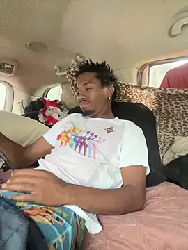 SlimeCrownzOut5 online show from December 24, 2024, 7:00 pm