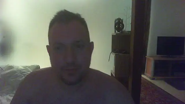 Snapshot of Mike_12hot chatting on March 4, 2026, 6:47 pm Mike 12hot online show from March 4, 2026, 6:47 pm