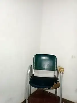 Snapshot of Mrdetonador chatting on October 8, 2025, 8:01 am Mrdetonador online show from October 8, 2025, 8:01 am