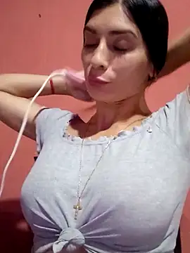 Chicavixy online show from January 17, 2026, 2:38 am