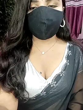 Snapshot of Tanvi-patil chatting on September 15, 2025, 3:45 pm Tanvi-patil online show from September 15, 2025, 3:45 pm