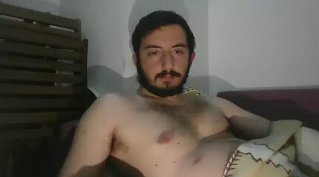 Snapshot of laynufff chatting on January 3, 2025, 3:44 pm laynufff online show from January 3, 2025, 3:44 pm