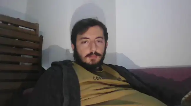 Snapshot of laynufff chatting on January 17, 2025, 3:43 pm laynufff online show from January 17, 2025, 3:43 pm
