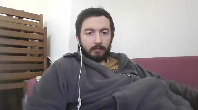 Snapshot of laynufff chatting on January 18, 2025, 11:21 am laynufff online show from January 18, 2025, 11:21 am