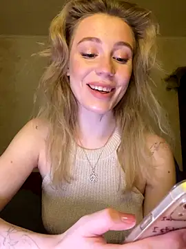 Snapshot of meanexx chatting on October 12, 2025, 1:15 am meanexx online show from October 12, 2025, 1:15 am