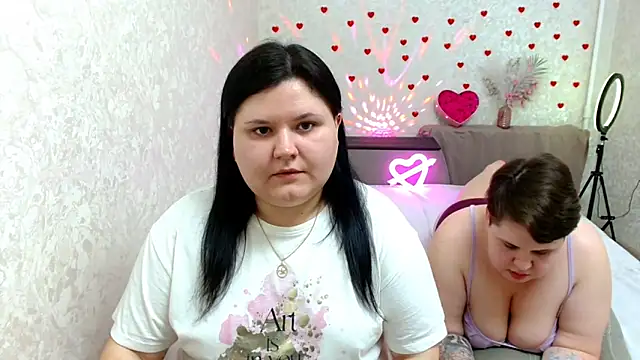 BeckyAndHellen online show from February 27, 2025, 12:23 pm