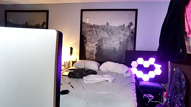 savageconfidence online show from April 2, 2026, 9:40 am