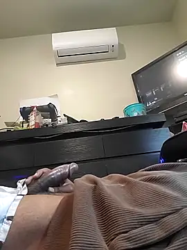 gaimov3r2024 online show from April 10, 2026, 3:39 pm