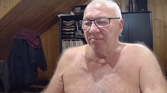 biggandybig online show from October 26, 2025, 3:01 am