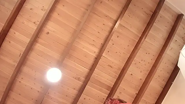 Twwiiggy online show from February 24, 2025, 11:09 pm