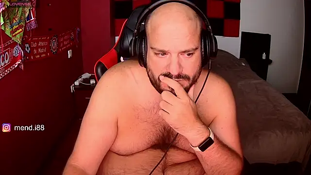 menditeta1 online show from September 16, 2025, 9:27 pm