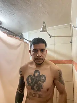 Snapshot of Molly1993rrrrrrrf chatting on November 6, 2025, 1:34 pm Molly1993rrrrrrrf online show from November 6, 2025, 1:34 pm