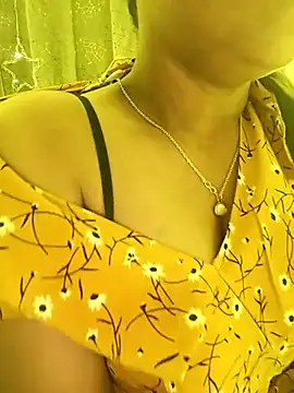Snapshot of Divya_girl chatting on March 6, 2025, 6:26 pm Divya girl online show from March 6, 2025, 6:26 pm