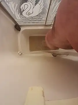 nuttinbuttcock69 online show from March 28, 2026, 7:02 pm