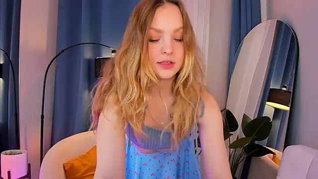 stay with alice online show from October 1, 2025, 8:59 pm