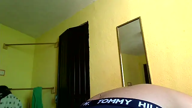 Snapshot of lozter345 chatting on October 19, 2025, 6:41 pm lozter345 online show from October 19, 2025, 6:41 pm