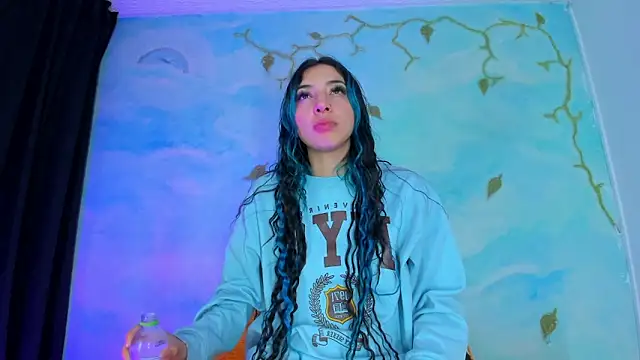 SaturnooStonee online show from September 16, 2025, 6:36 am