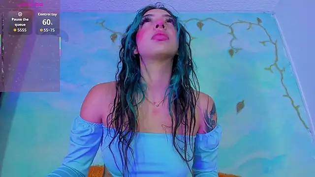 SaturnooStonee online show from November 4, 2025, 6:56 am