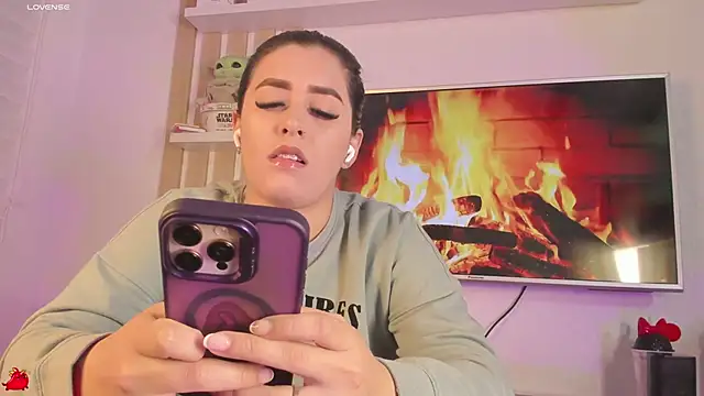 susanjons tcw online show from December 16, 2025, 1:10 am