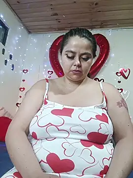 celestehot707rs online show from February 12, 2026, 9:37 am