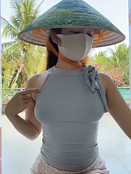 BabyThree  online show from March 11, 2026, 8:09 am