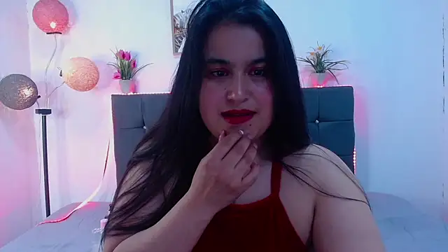 mia xx1 online show from February 15, 2026, 4:09 am